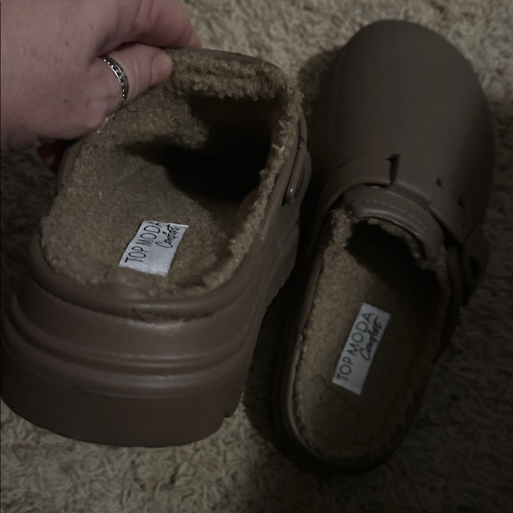 Mules - Picture 4 of 4